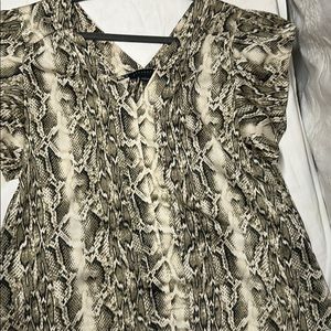 Reptile print flowy top